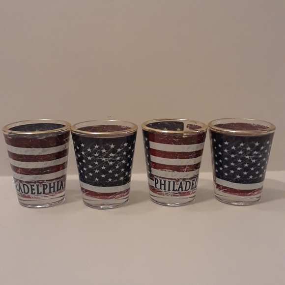 Philadelphia American flag souvenir shot g… - Picture 1 of 7